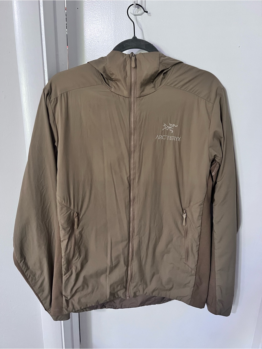 Arc'teryx Men's Lightweight Hooded Jacket Taupe/Brown